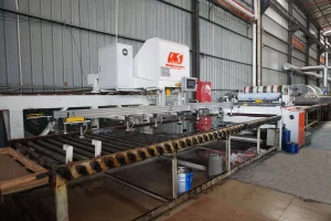 Automatic plate handling equipment is widely used in automotive manufacturing, metal processing, appliance production and other fields, enabling efficient and precise material transfer to enhance automated production.