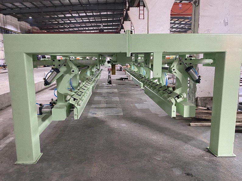 The primary function of a shearing machine is to perform efficient and precise straight-line cutting of metal sheets. Utilizing immense shear force, it works like giant scissors to quickly cut materials like steel and aluminum plates into required sizes and shapes, producing clean and smooth edges that require little to no finishing. 